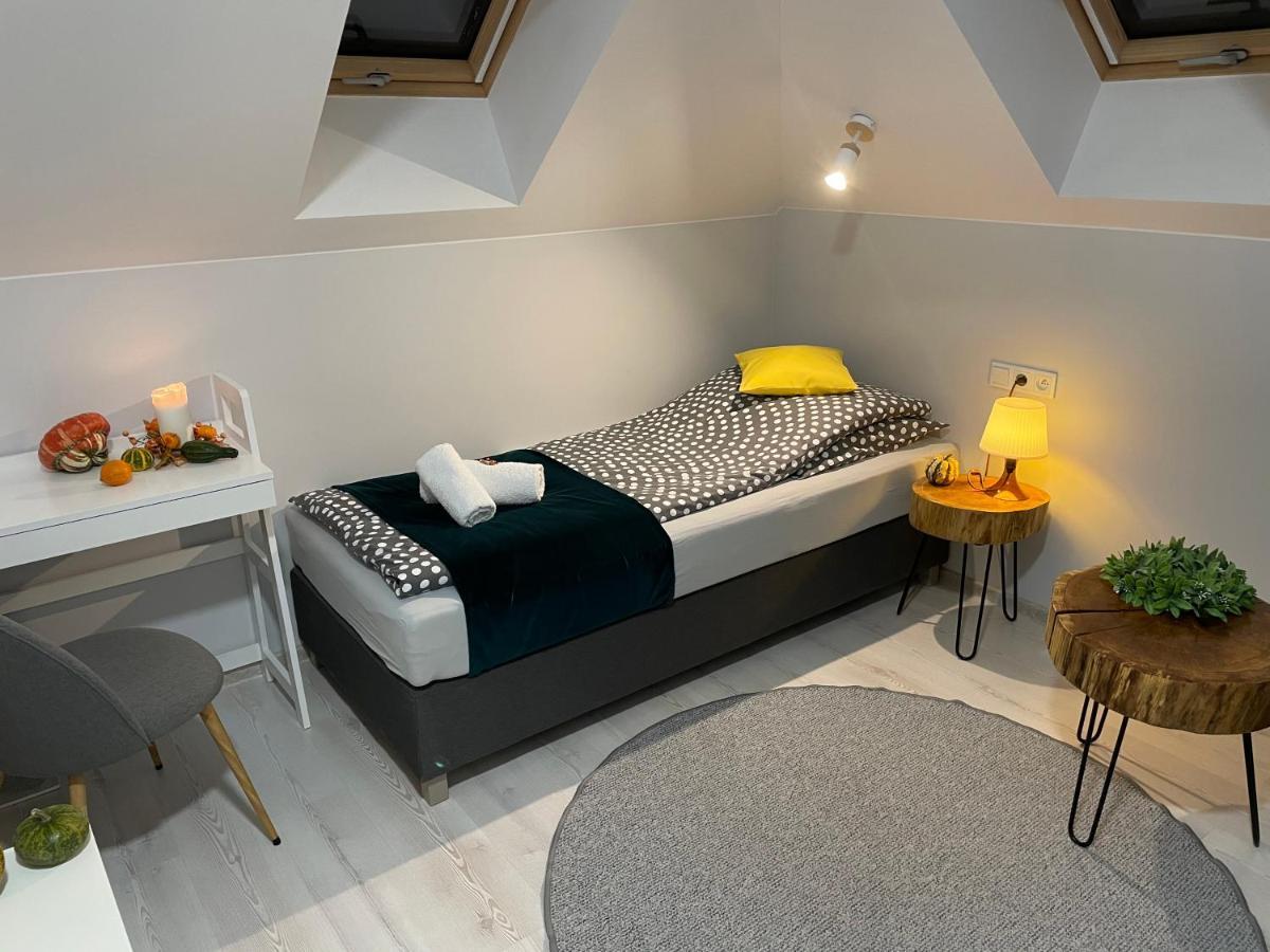 Gosciniec Przy Spacerowej Dlugoleka  Ngoại thất bức ảnh